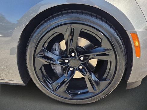 Used 2019 Chevrolet Camaro SS image 9