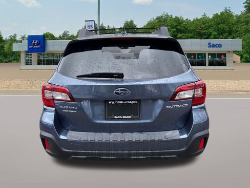 Used 2018 Subaru Outback 2.5i Limited AWD/4WD image 4