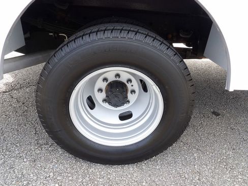 Used 2025 Ford F350 XLT AWD/4WD image 67