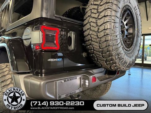 Used 2024 Jeep Wrangler Unlimited AWD/4WD image 9