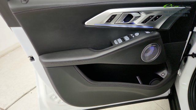 Used 2023 BMW XM AWD/4WD image 48