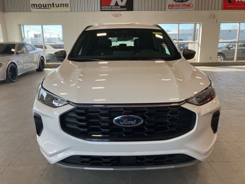 Used 2024 Ford Escape ST-Line w/ Tech Pack #1 image 2