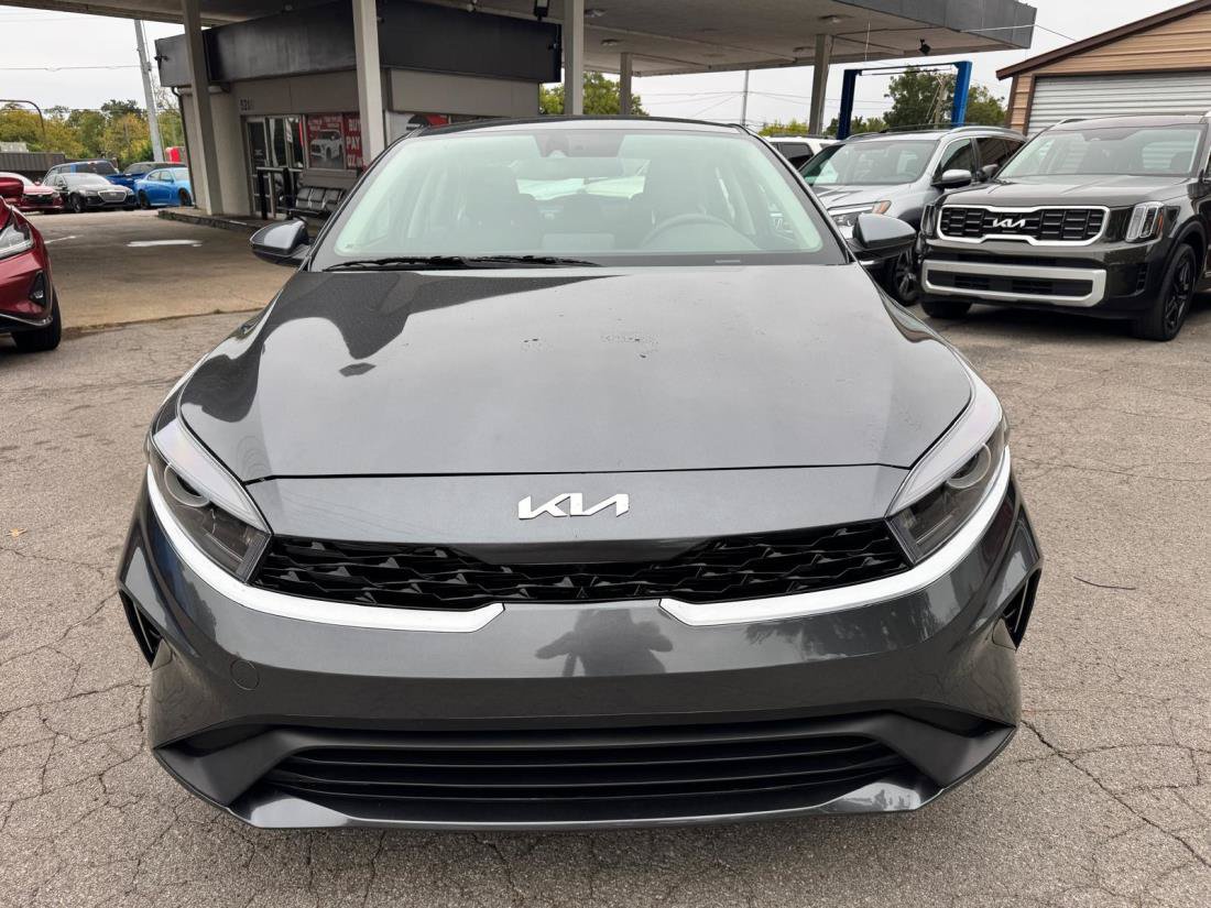 Used 2024 Kia Forte LX FWD image 2