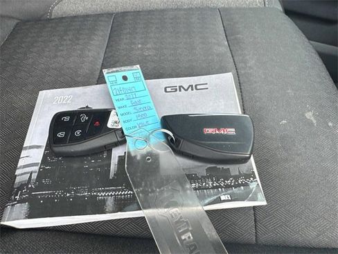 Used 2022 GMC Sierra 1500 Elevation w/ X31 Off-Road Package image 7