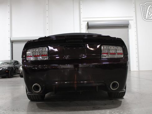 Used 2007 Ford Mustang GT RWD image 8