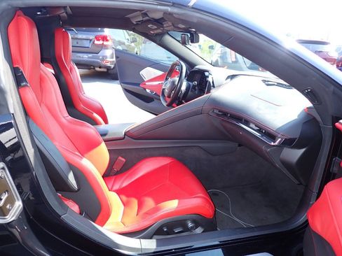 Used 2020 Chevrolet Corvette Stingray Preferred Cpe w/ 2LT Preferred Equipment Group RWD image 10