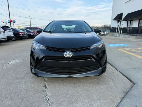 Used 2017 Toyota Corolla L image 4