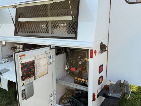 Used 2015 Chevrolet Silverado 3500 W/T image 13