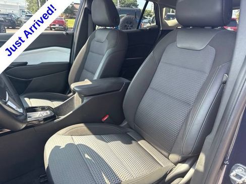 Used 2024 Chevrolet Trax LT w/ Driver Confidence Package FWD image 9