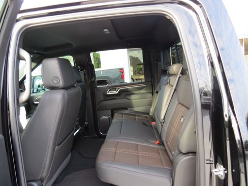 New 2025 Chevrolet Silverado 2500 High Country w/ Midnight Edition image 15