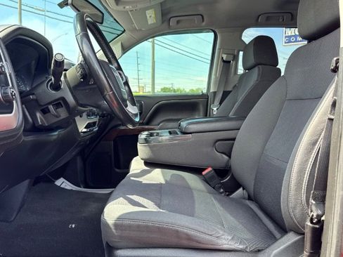Used 2019 GMC Sierra 1500 SLE w/ SLE Value Package AWD/4WD image 16