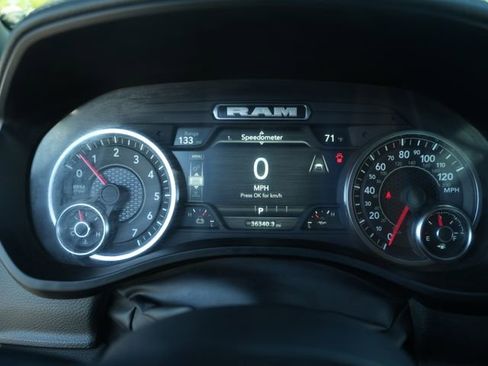 Used 2025 RAM 1500 Laramie AWD/4WD image 29