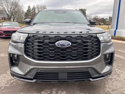 New 2026 Ford Explorer ST-Line w/ ST-Line Street Pack