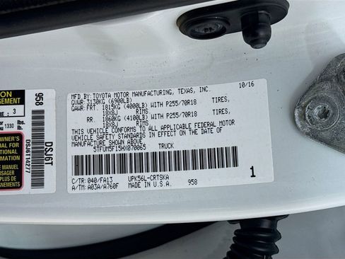 Used 2017 Toyota Tundra SR image 31