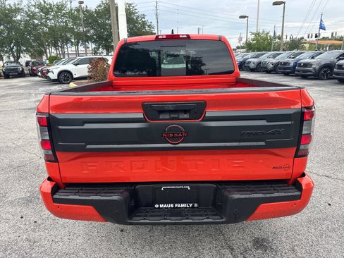 Certified 2025 Nissan Frontier PRO-4X AWD/4WD image 6