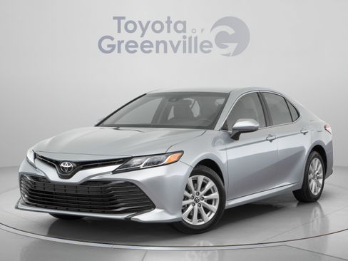 Used 2020 Toyota Camry LE w/ Convenience Package FWD image 10