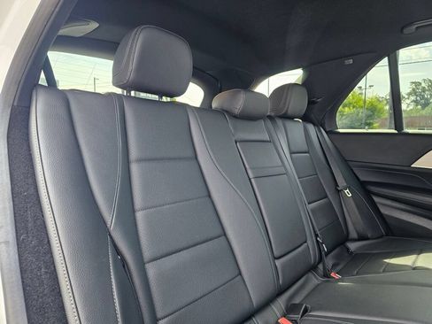 Used 2024 Mercedes-Benz GLE 350 4MATIC image 13