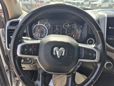 Used 2020 RAM 1500 Lone Star RWD image 3