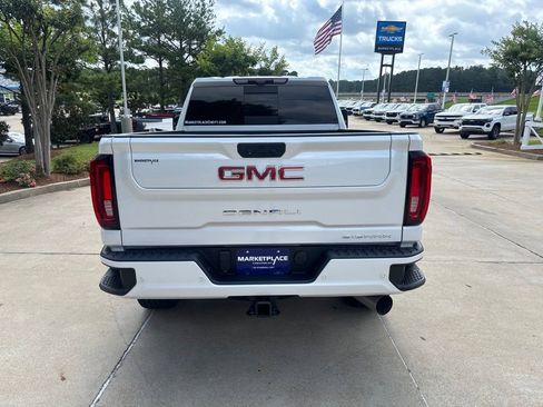 Used 2022 GMC Sierra 2500 Denali w/ Denali Ultimate Package AWD/4WD image 15
