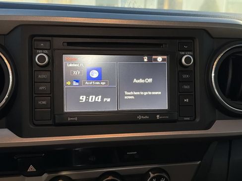 Used 2016 Toyota Tacoma SR5 w/ SR5 Appearance Package (SN) RWD image 22