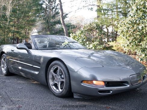 Used 2003 Chevrolet Corvette Convertible w/ Preferred Equipment Group1 image 12