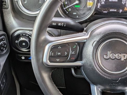 Used 2023 Jeep Wrangler Unlimited Sahara image 18