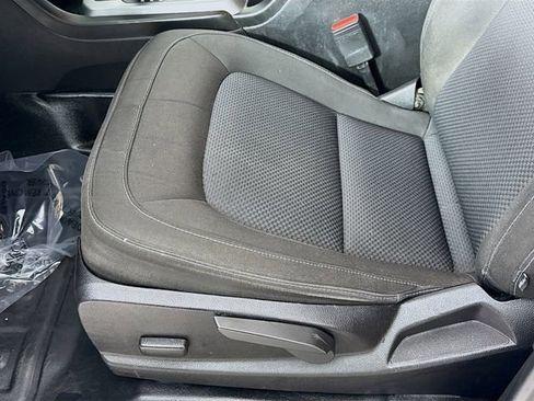Used 2021 Chevrolet Colorado LT w/ Fleet Safety Package image 18