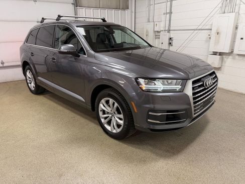Used 2019 Audi Q7 3.0T Premium Plus w/ Premium Plus Package image 4