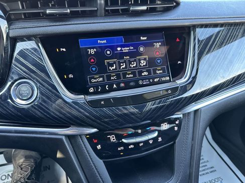 Used 2024 Cadillac XT6 Premium Luxury image 11