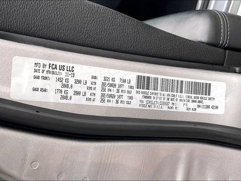 Used 2020 Dodge Durango R/T w/ Blacktop Package AWD/4WD image 33