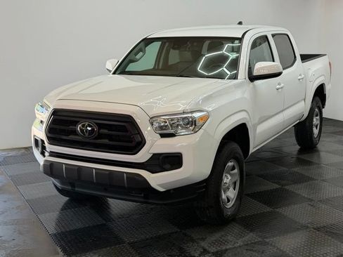 Used 2023 Toyota Tacoma SR AWD/4WD image 5