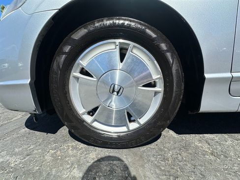 Used 2007 Honda Civic Hybrid Sedan image 9