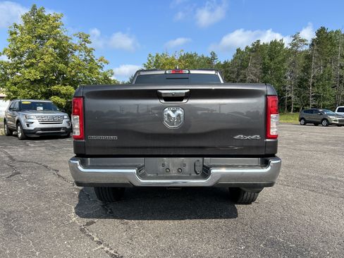 Used 2019 RAM 1500 Big Horn AWD/4WD image 4