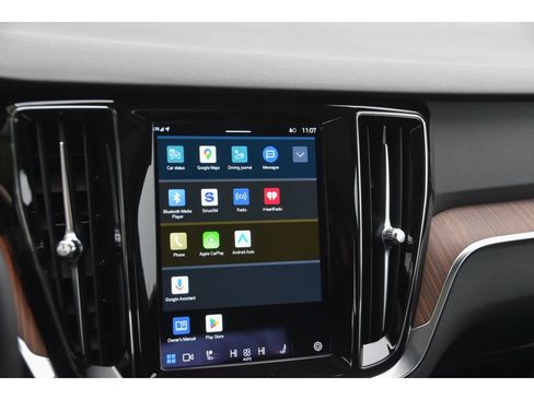 Certified 2023 Volvo S60 B5 Plus w/ Climate Package image 21