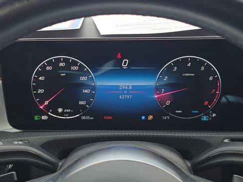 Used 2025 Mercedes-Benz CLA 250 4MATIC image 18