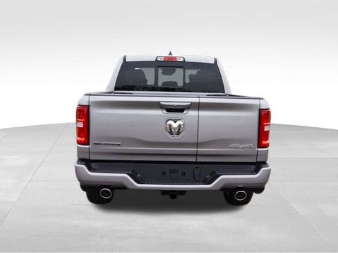 New 2026 RAM 1500 Big Horn AWD/4WD image 4