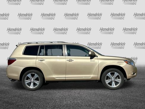 Used 2008 Toyota Highlander Sport image 3