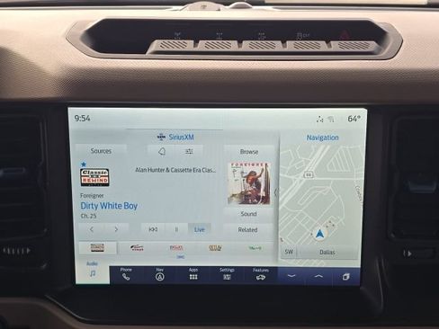 Used 2023 Ford Bronco Wildtrak image 29