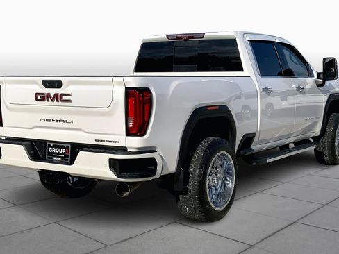 Used 2020 GMC Sierra 3500 Denali w/ Denali Ultimate Package image 12
