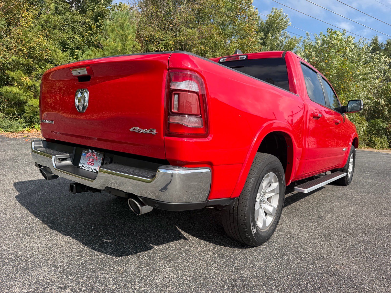 Used 2021 RAM 1500 Laramie AWD/4WD image 19