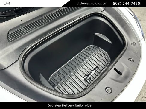 Used 2023 Tesla Model Y Long Range image 42