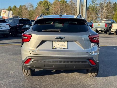 New 2026 Chevrolet Trax LT w/ Driver Confidence Package image 4