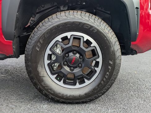 New 2025 Toyota Tacoma TRD Off-Road image 11