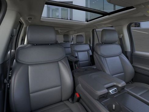 New 2025 Ford Expedition Max Active image 10