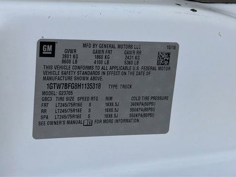 Used 2017 GMC Savana 2500 Extended RWD image 30