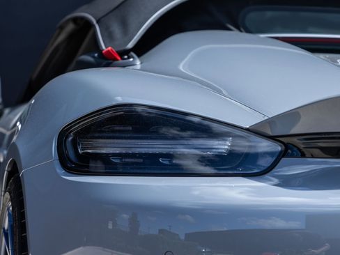 Certified 2025 Porsche 718 Boxster Spyder RS RWD image 14