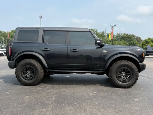 Used 2023 Ford Bronco Wildtrak AWD/4WD image 9
