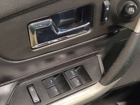 Used 2013 Ford Edge Limited FWD image 27