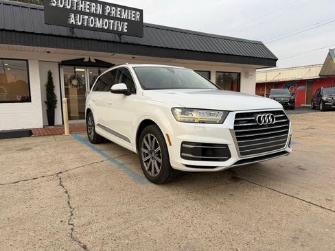 Used 2017 Audi Q7 3.0T Premium Plus image 3