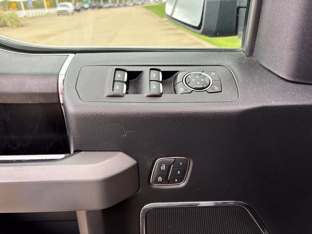 Used 2020 Ford F150 Platinum AWD/4WD image 11